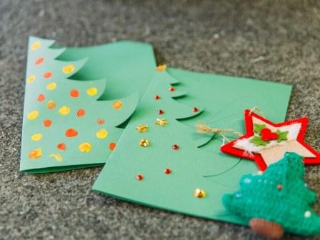 Tvorivé štvrtky - vianočné pozdravy z papiera
