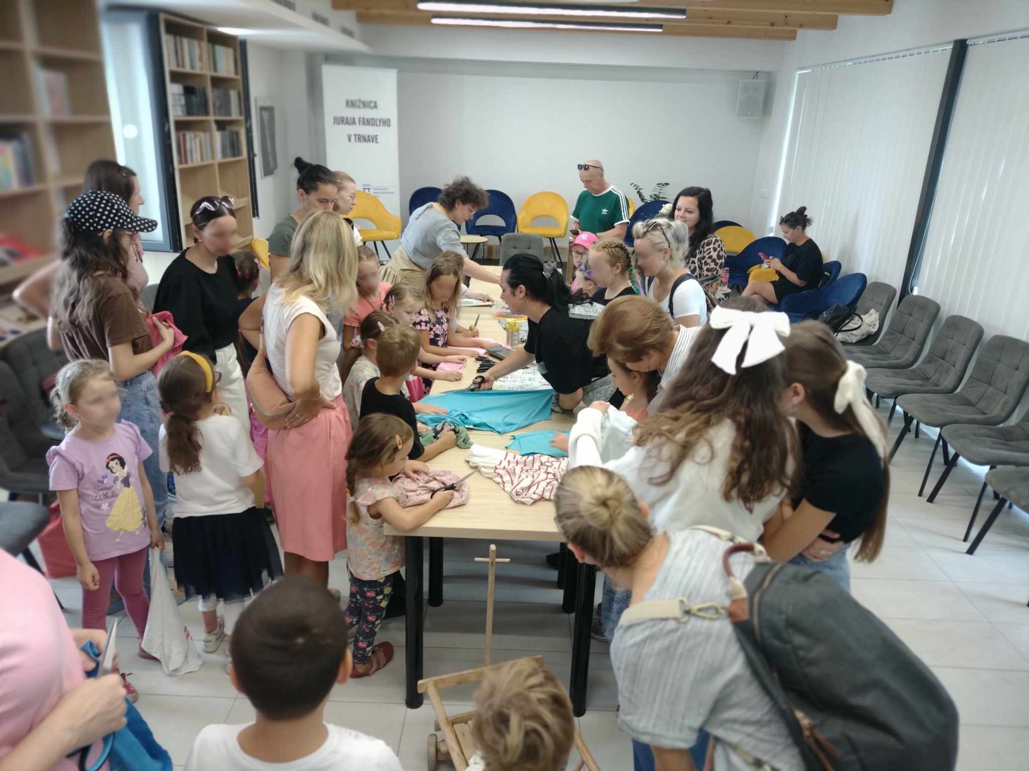 EKO – tvorivá dielnička s Veronikou Sekerovou - ZAŠIVÁREŇ